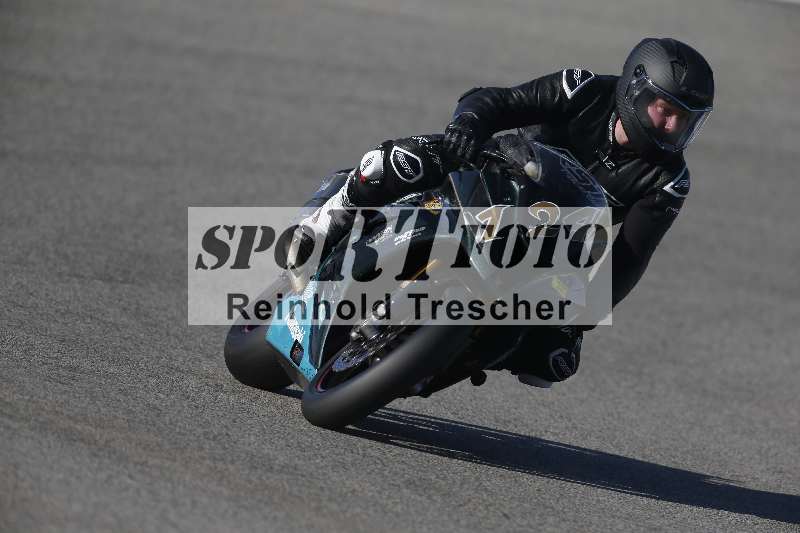 /Archiv-2024/02 29.01.-02.02.2024 Moto Center Thun Jerez/Gruppe gruen-green/124